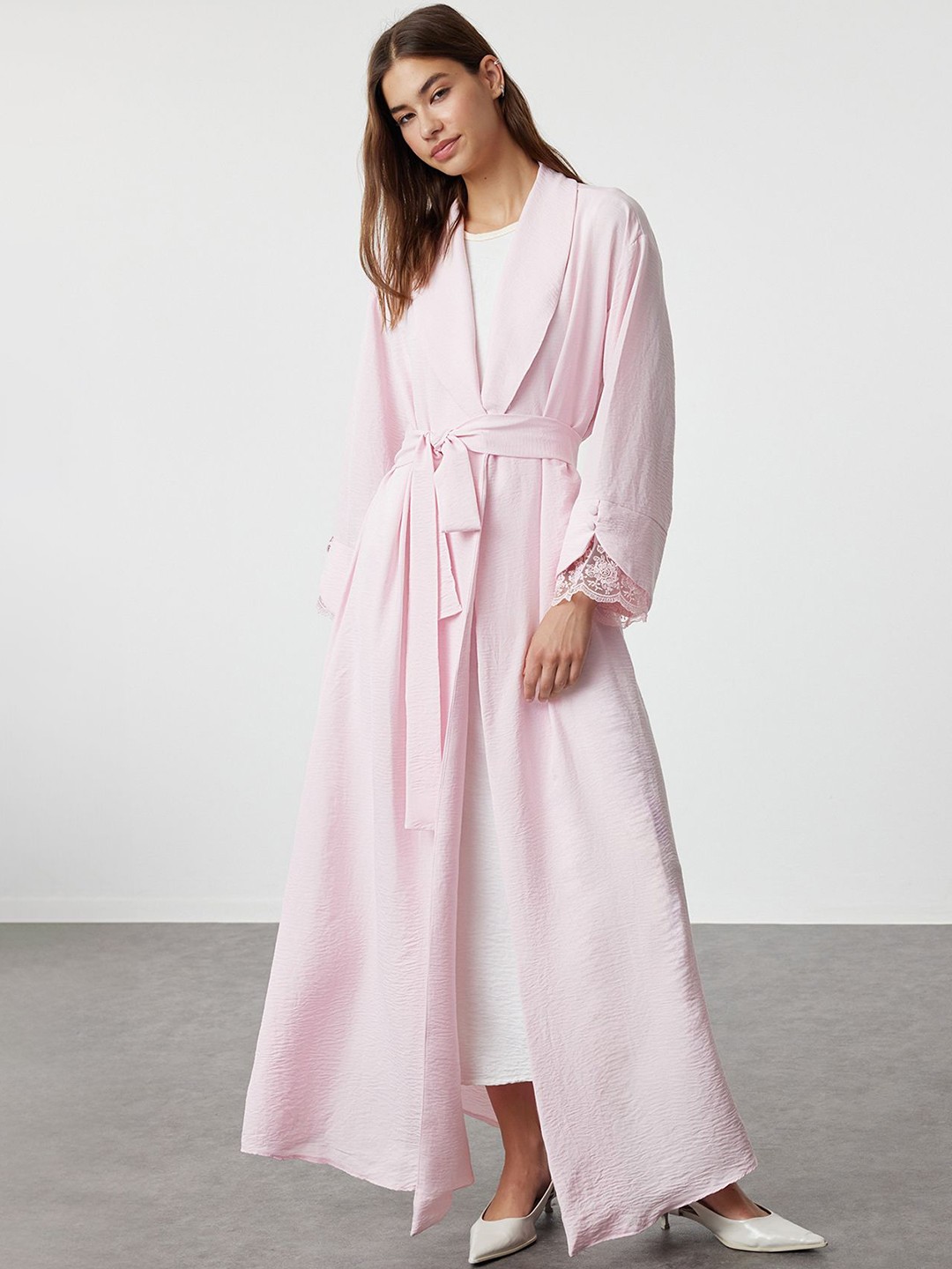 

Trendyol Lapel Collar Open Front Longline Shrug, Pink
