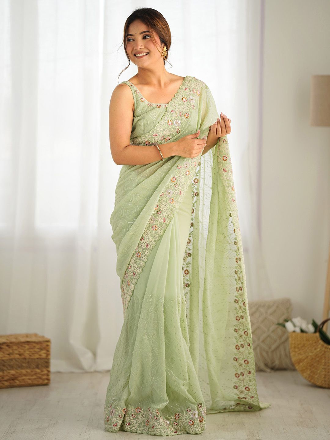 

Anouk Embellished Sequinned Poly Georgette Saree, Green