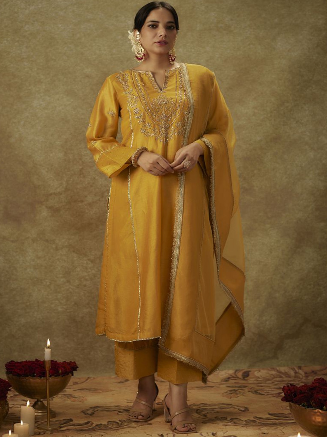 

The Aarya Floral Embroidered Beads and Stones Chanderi Silk Kurta With Trousers & Dupatta, Yellow