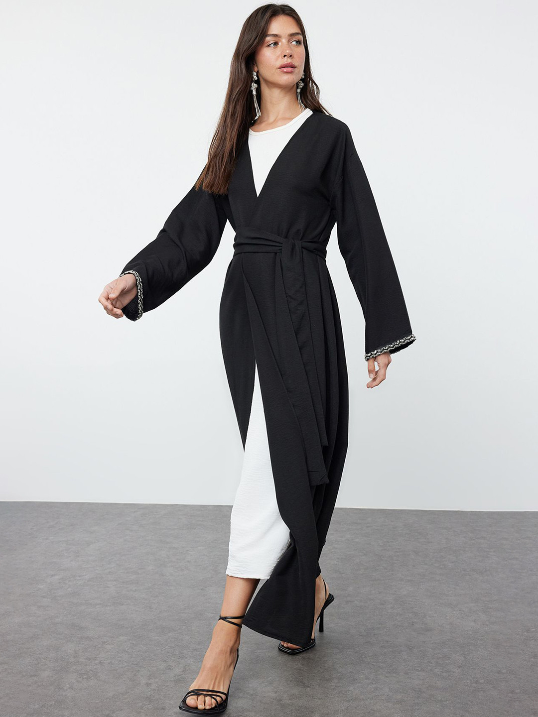 

Trendyol Lapel Collar Longline Tie-Up Shrug, Black