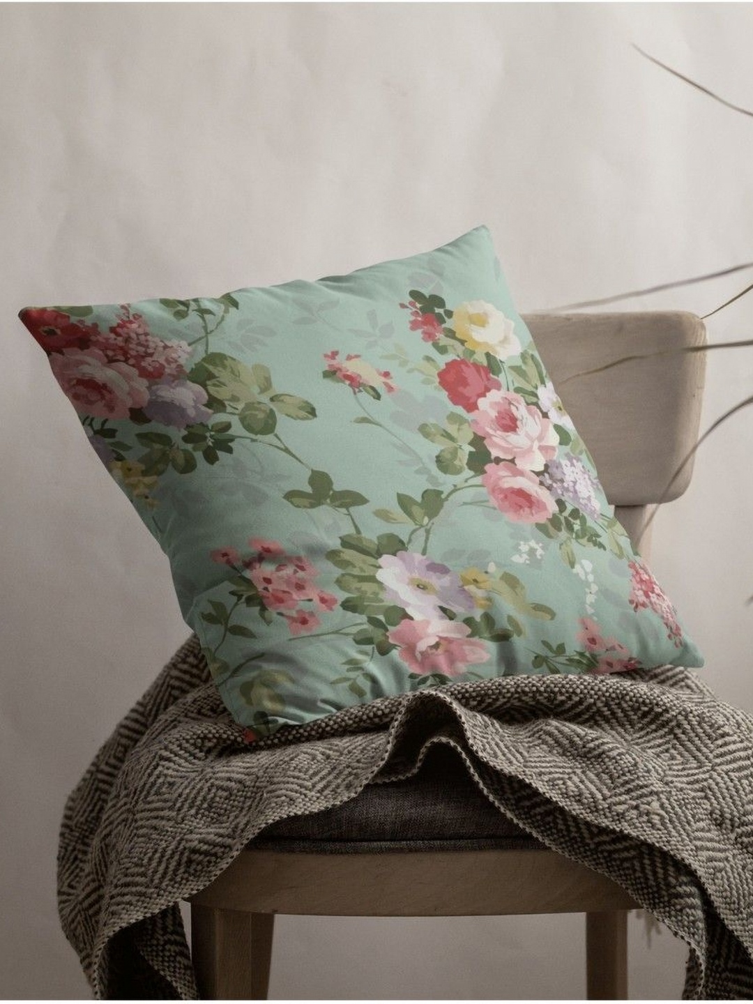 

THEYAYACAFE Green & Red Floral Printed Velvet Square Cushion Cover