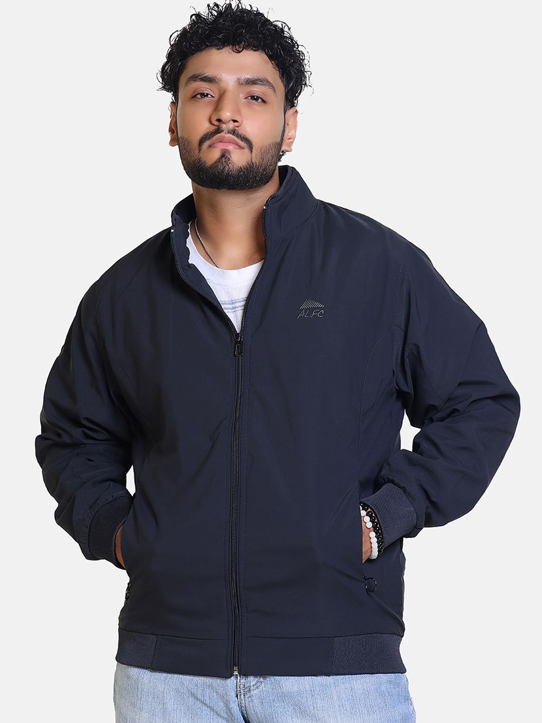 

BAESD Men Brand Logo Lightweight Outdoor Patchwork Jacket, Navy blue