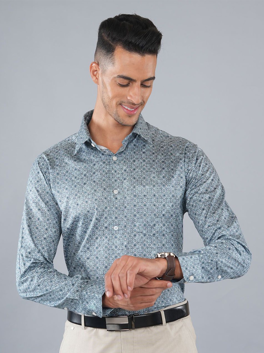 

Ostermann Men Opaque Printed Formal Shirt, Navy blue