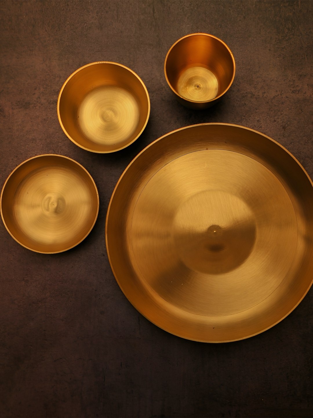 

Ambi Home Gold-Toned 2024 5 Pieces Metal Easy to Clean Dinner Set of