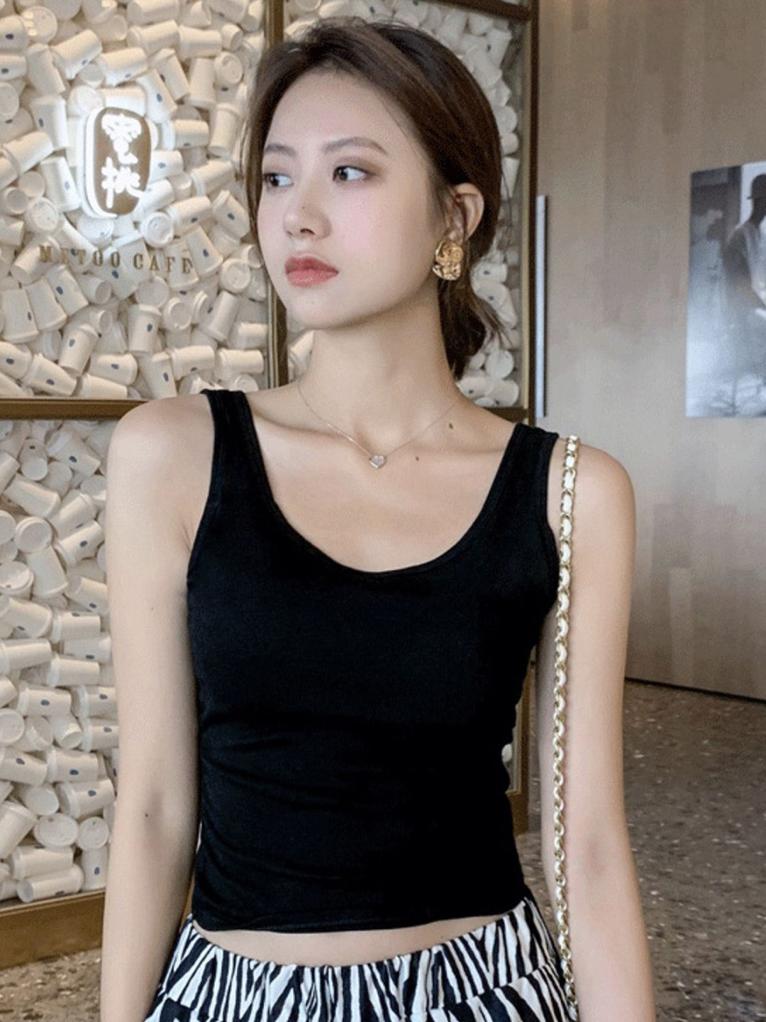 

LULU & SKY Cotton Crop Top, Black