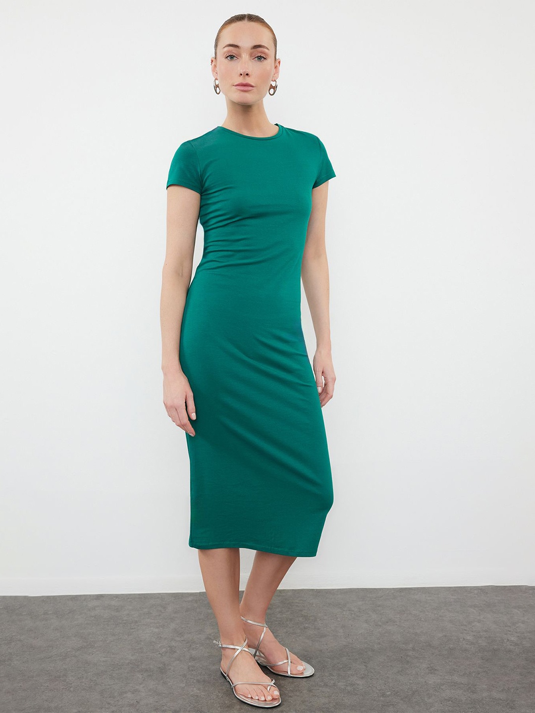 

Trendyol Solid T-shirt Midi Dress, Green