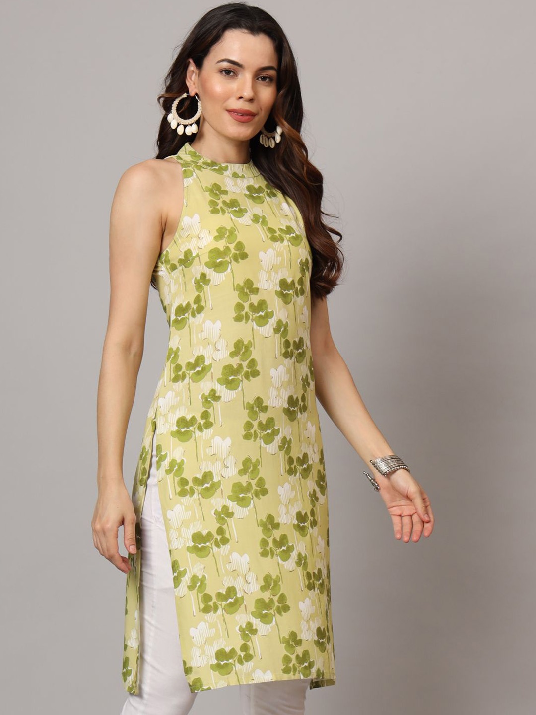 

Anouk Rustic Floral Printed Round Neck Straight Kurta, Green
