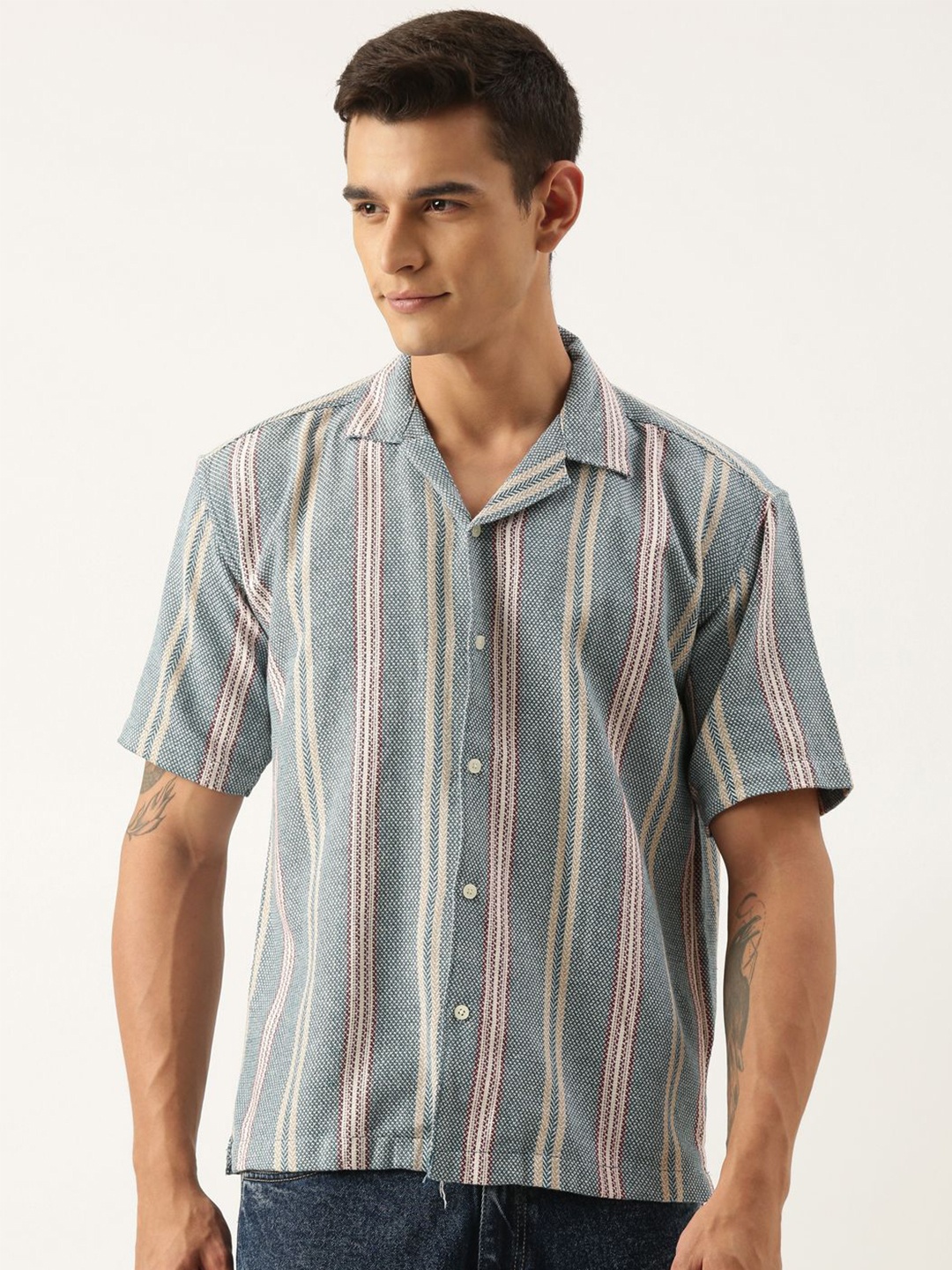 

ROLLER FASHIONS Men Multi Stripes Opaque Striped Casual Shirt