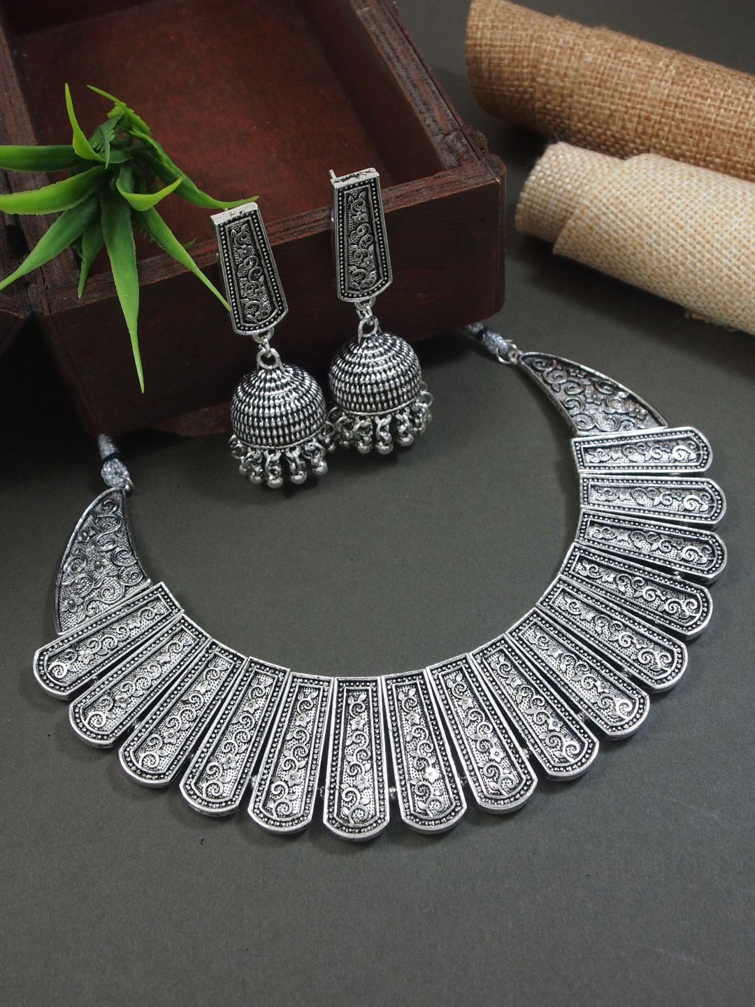 

I Jewels Silver Plated Oxidised Traditional Jewellery Set