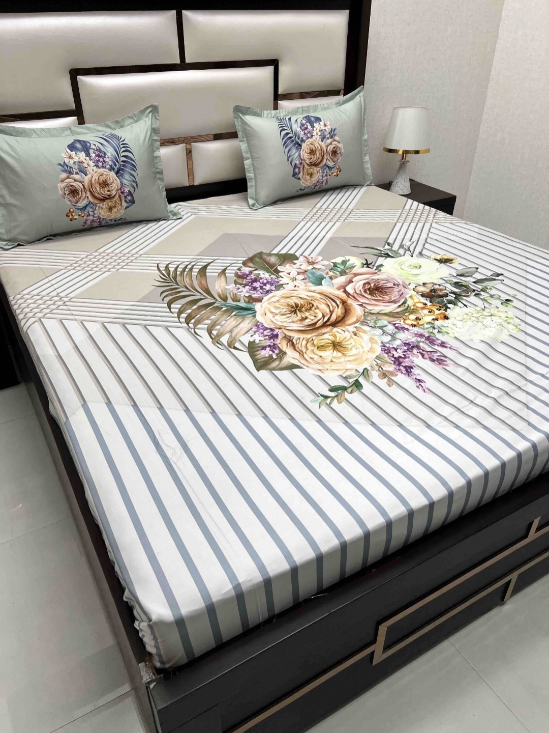 

Pure Decor GSM: 130 White Floral 600 TC Pure Cotton King Bedsheet With 2 Pillow Covers