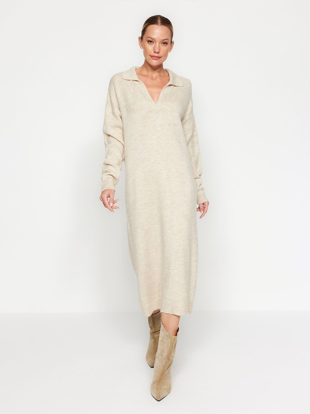

Trendyol Midi Dress, Na