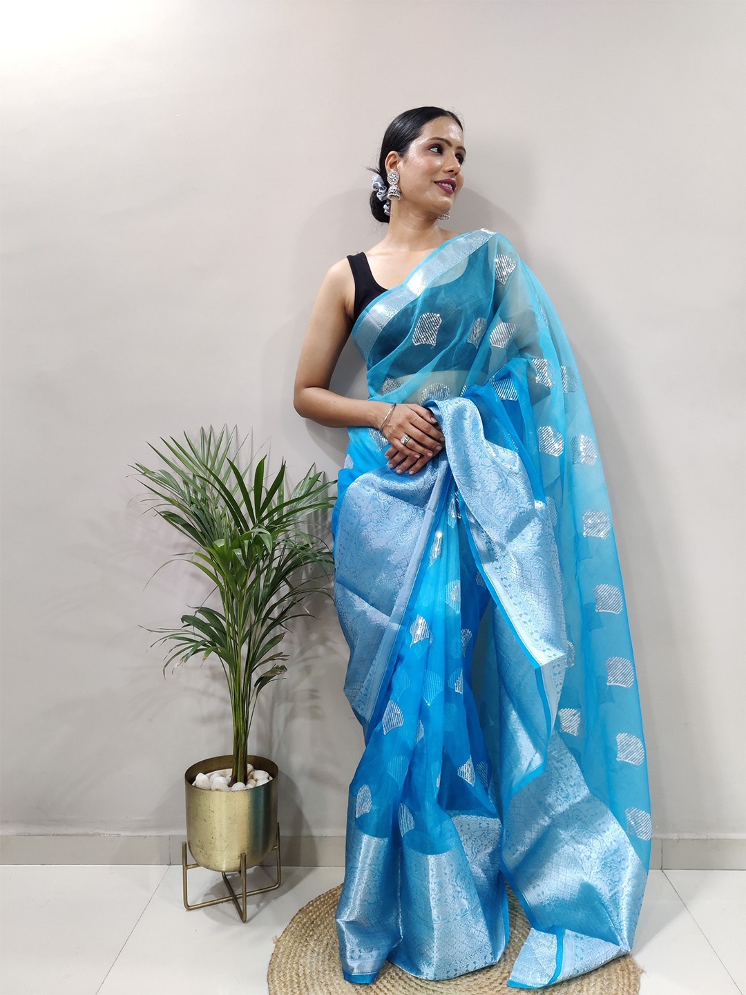 

LeeliPeeri Designer Woven Design Zari Organza Saree, Blue