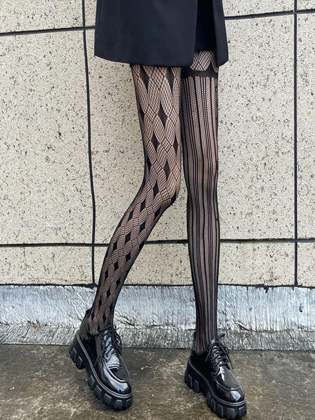

KRENOZ Self Design Fishnet Sheer Stockings, Black