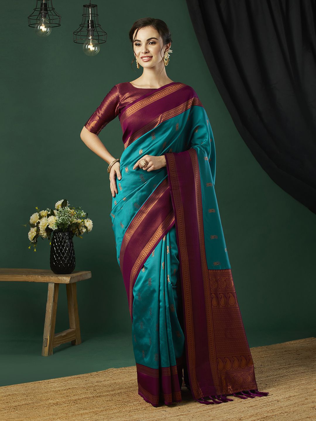 

KAYOMMI Woven Design Zari Pure Silk Banarasi Saree, Teal