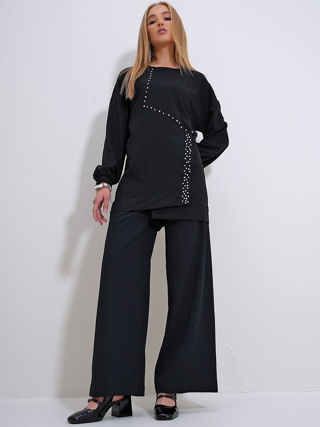 

Trend Alacati stili Top With Trousers, Black