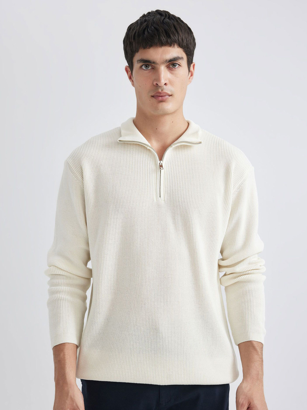 

DeFacto Men Ribbed Pullover, White