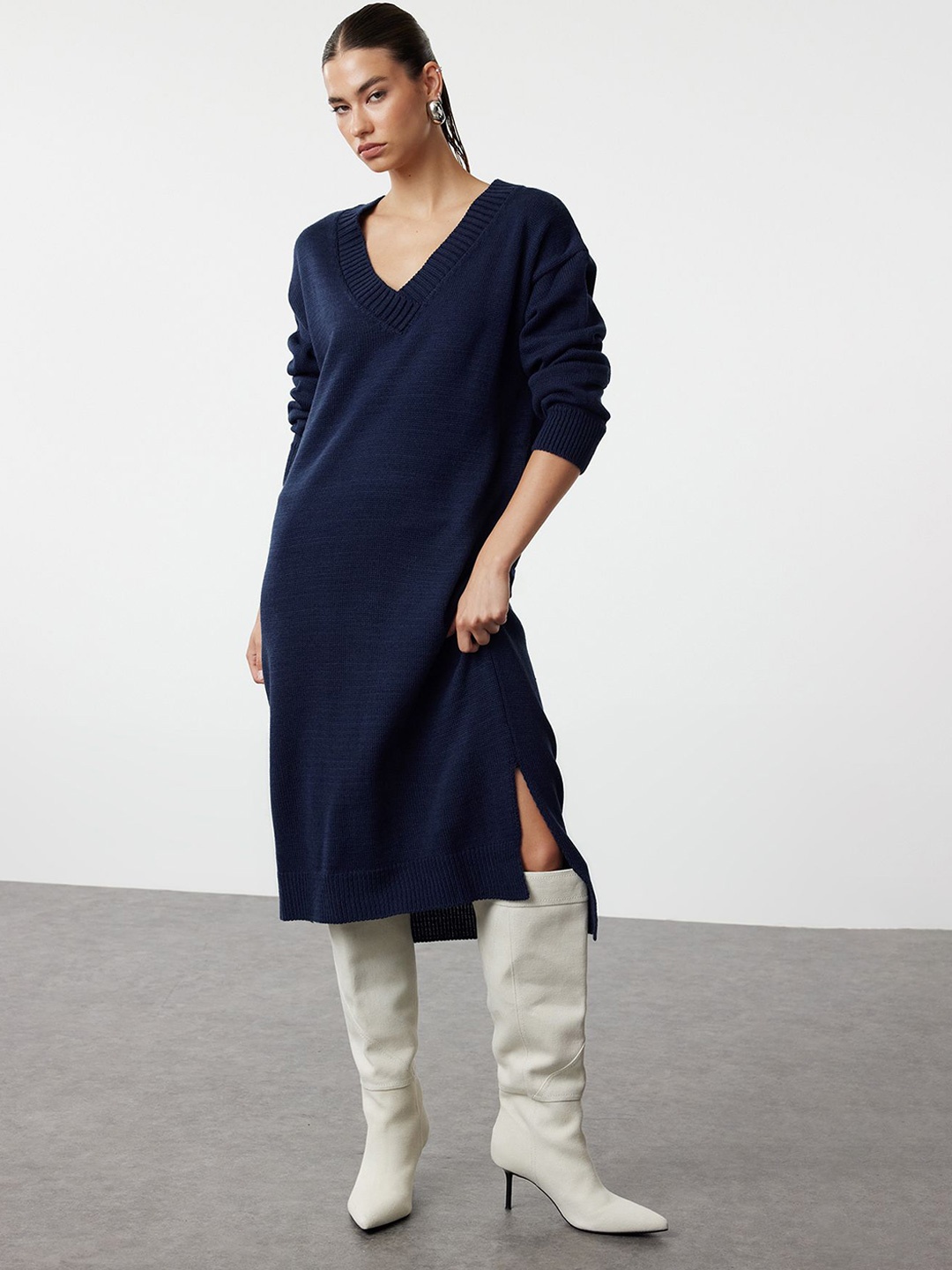 

Trendyol Solid A-Line Dress, Na