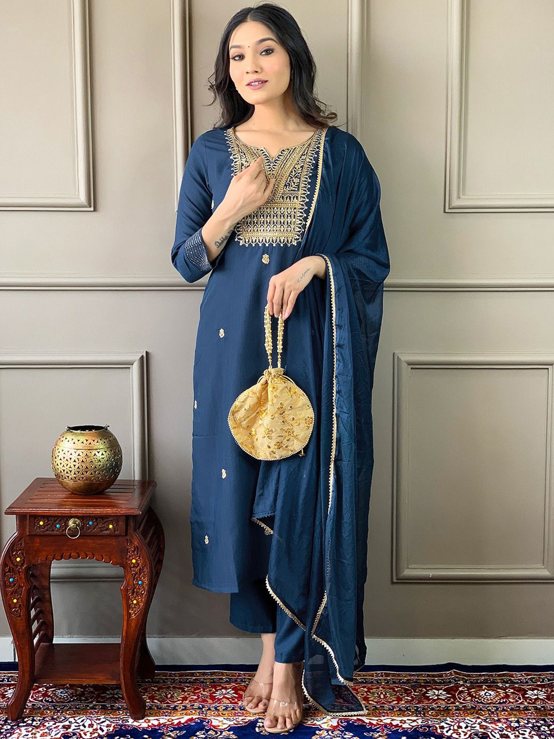 

CaniBani Floral Embroidered Sequinned Round Neck Chanderi Silk Straight Kurta Set, Teal
