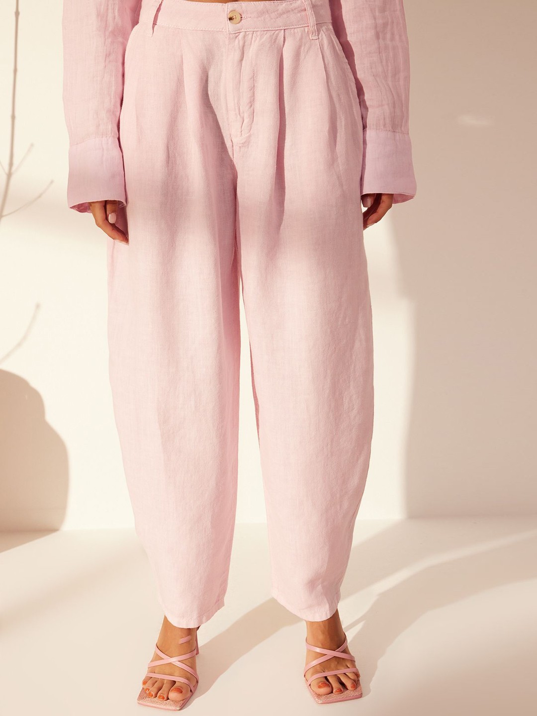 

Trendyol Women Pleated Trousers, Pink