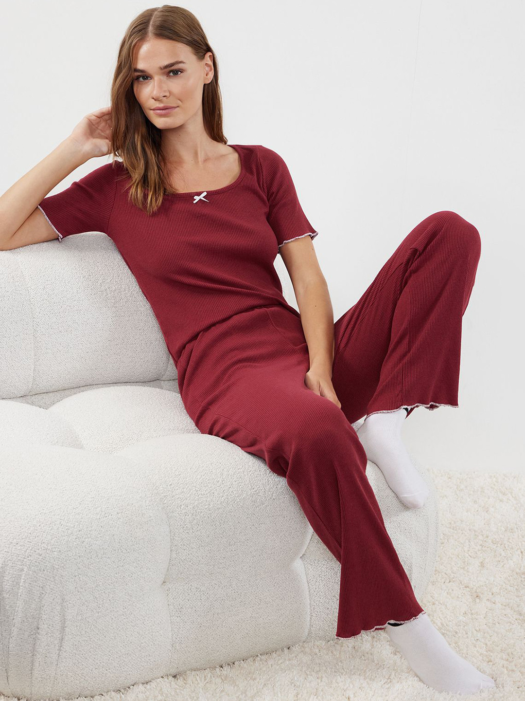 

Trendyol Women Striped Square Neck Night suit, Maroon