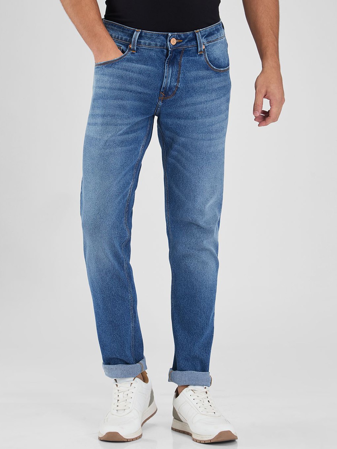 

SPYKAR Men Relaxed Fit Low-Rise Light Fade Stretchable Jeans, Blue