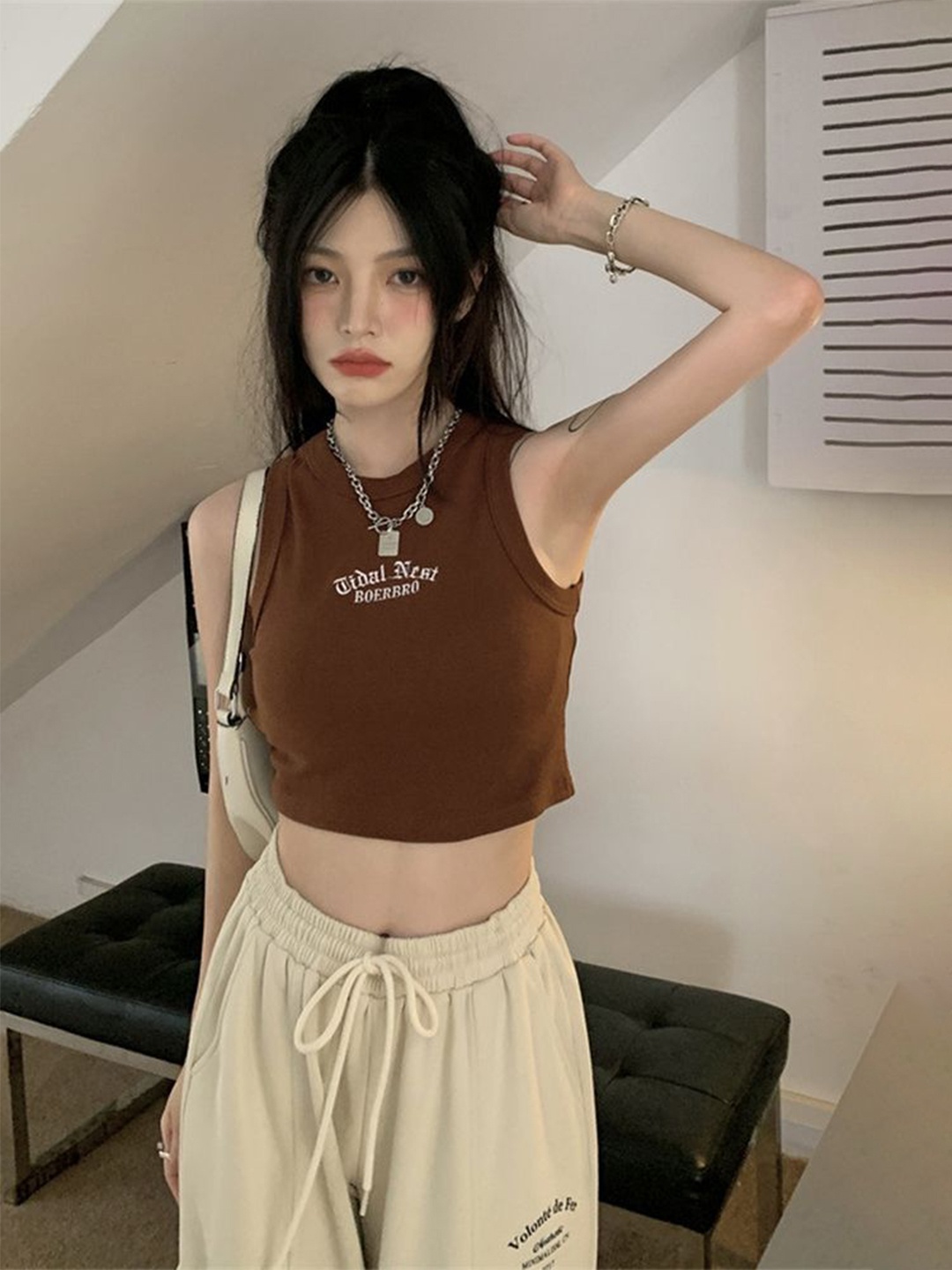 

LULU & SKY Top, Brown
