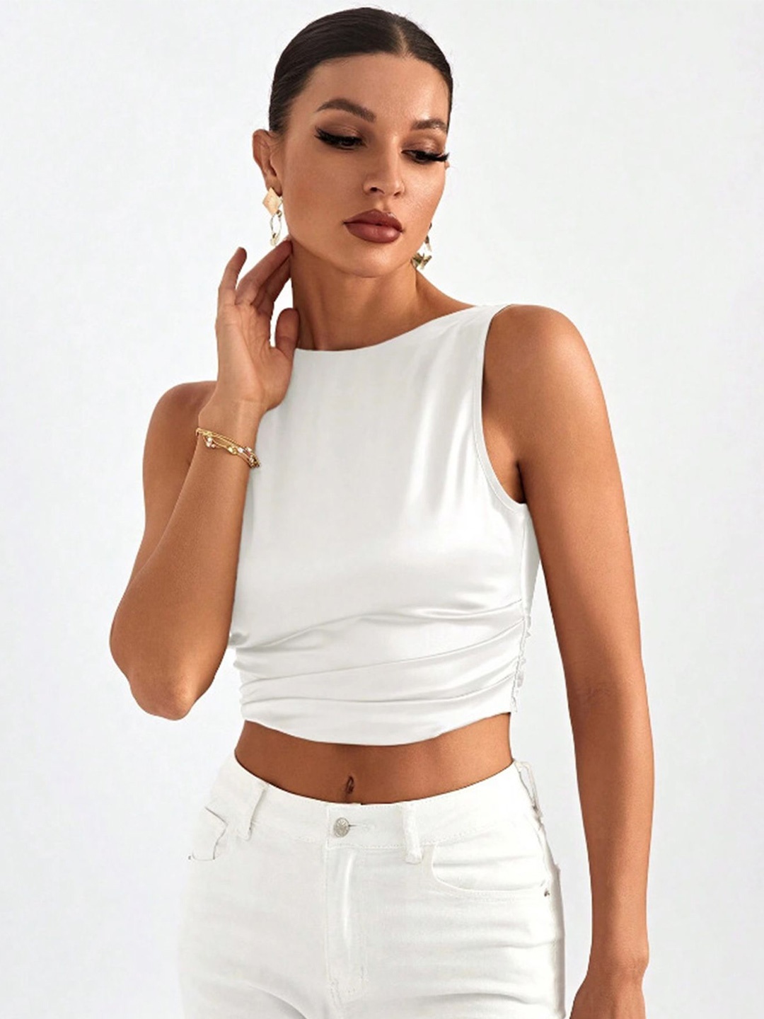 

LULU & SKY Crop Top, White
