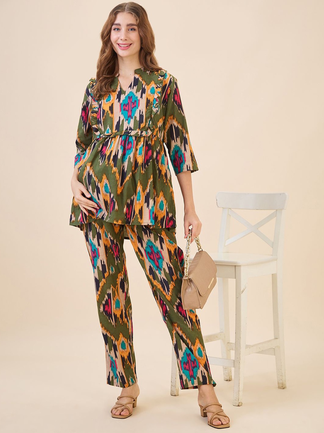 

AV2 Printed Mandarin Collar Pure Cotton Tunic With Trouser, Green