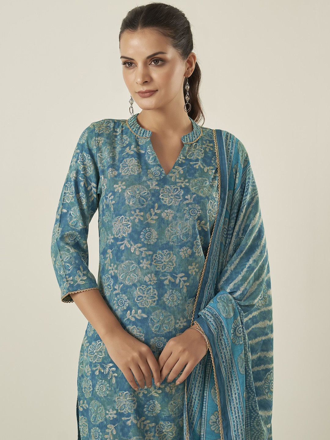 

Anouk Blue Floral Printed Mandarin Collar Straight Kurta with Trousers & Dupatta