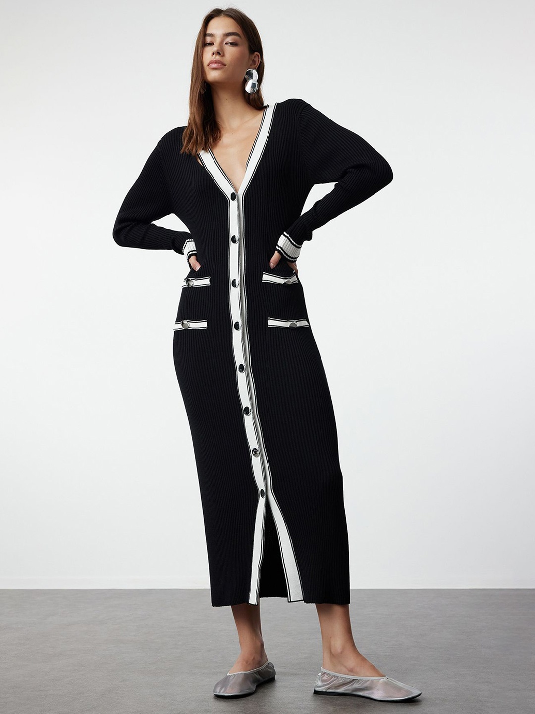 

Trendyol V-Neck A-Line Midi Dress, Na