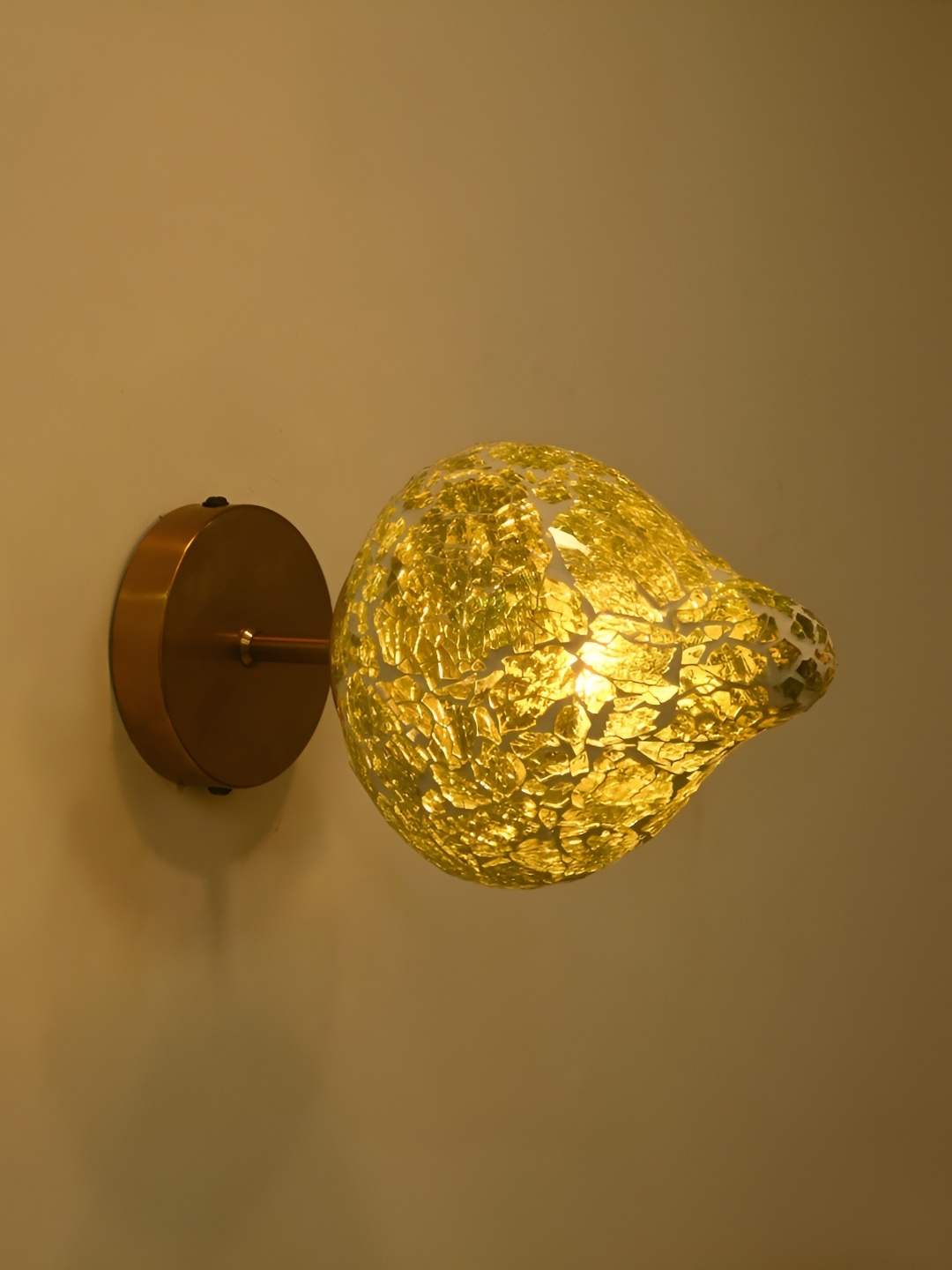 

Afast Yellow Glass Traditional Abstract Shaped Wall Lamp