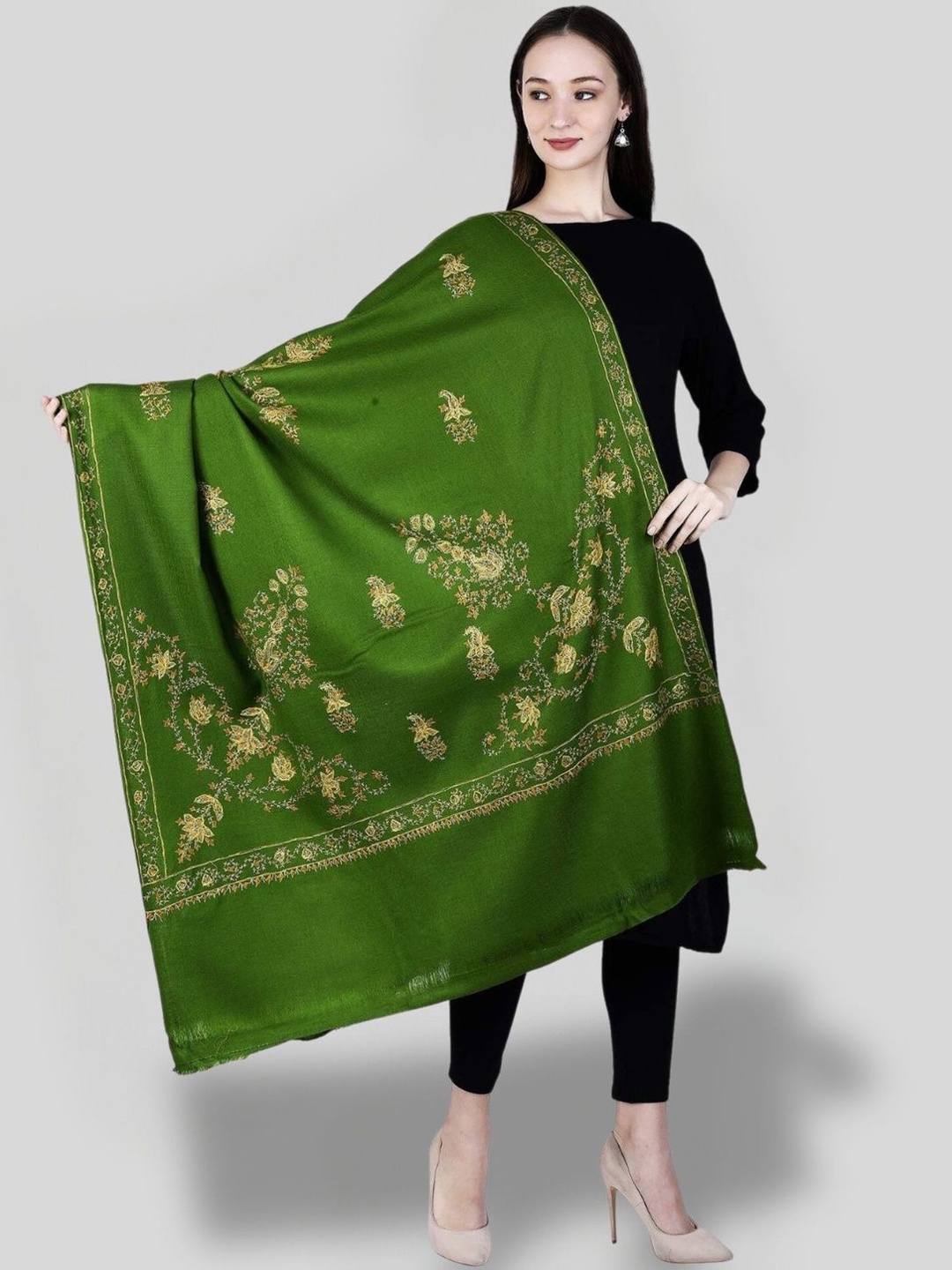 

SWI Stylish Floral Embroidered Pure Woollen Shawl, Green