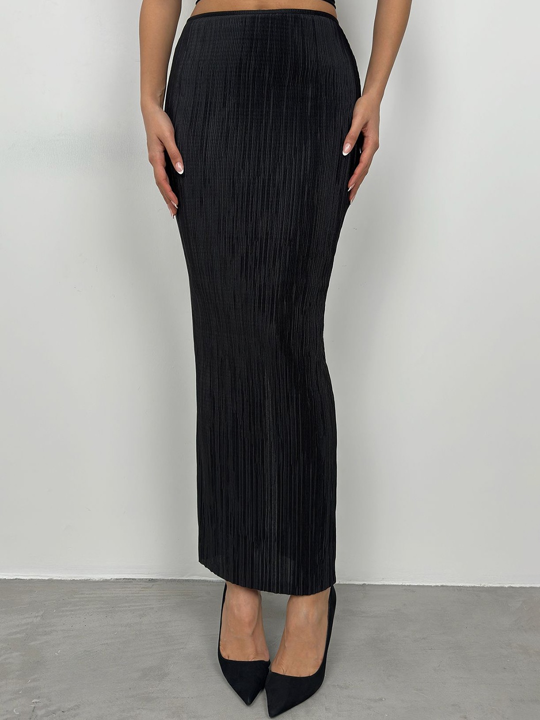 

Trendyol Women Pencil Maxi Skirt, Black