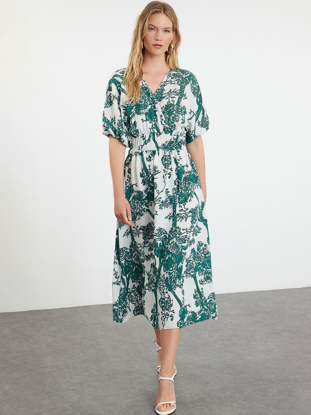 

Trendyol Floral Print Fit and Flare Midi Dress, White