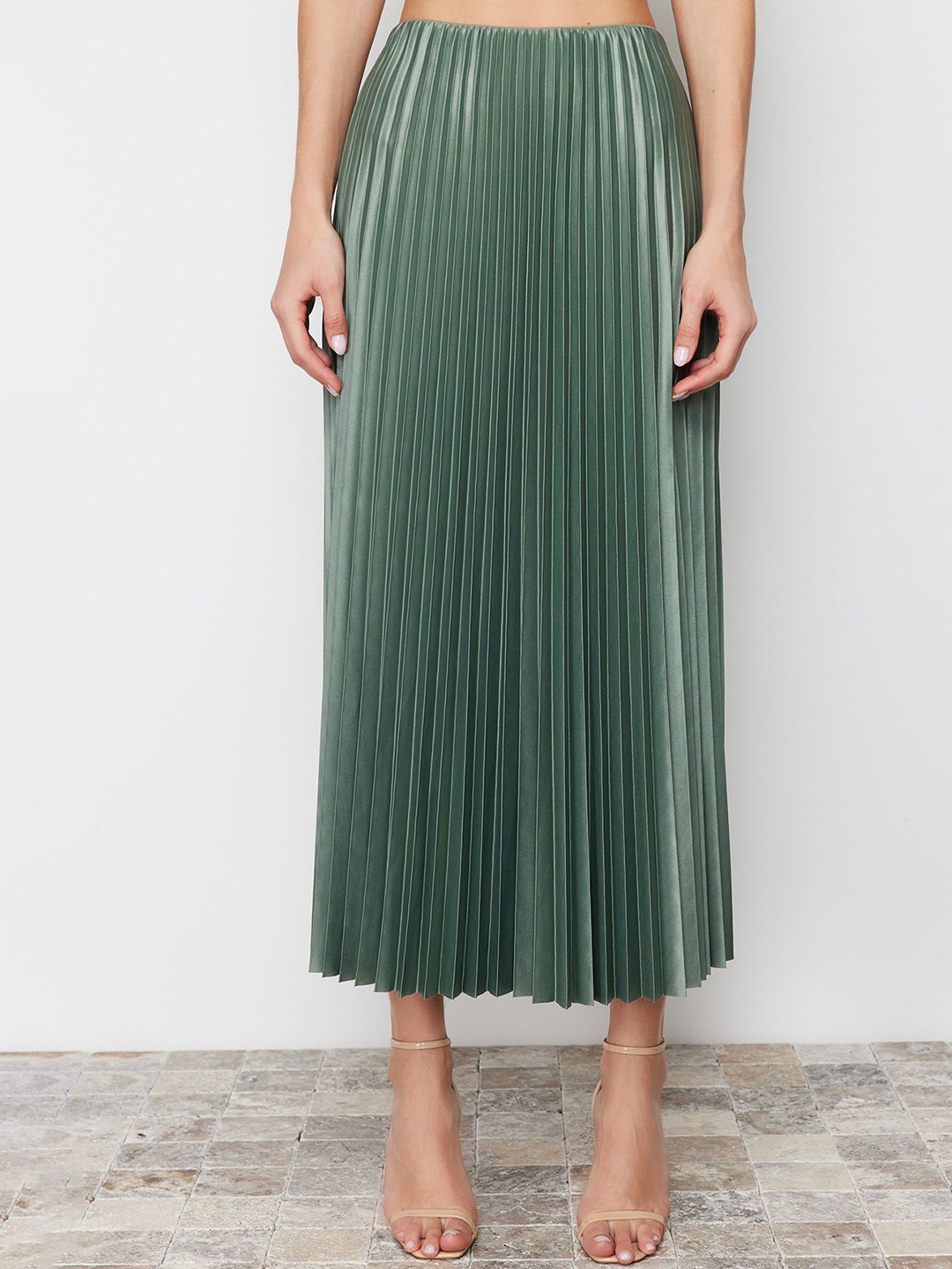 

Trendyol Pleated Straight Maxi Skirt, Green