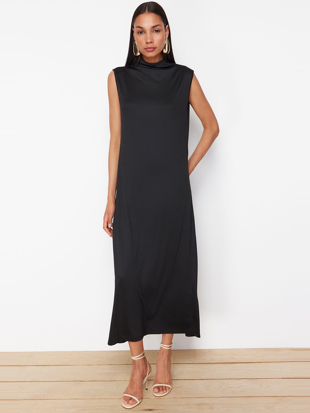 

Trendyol Women High Neck Sleeveless Solid Maxi Dress, Black