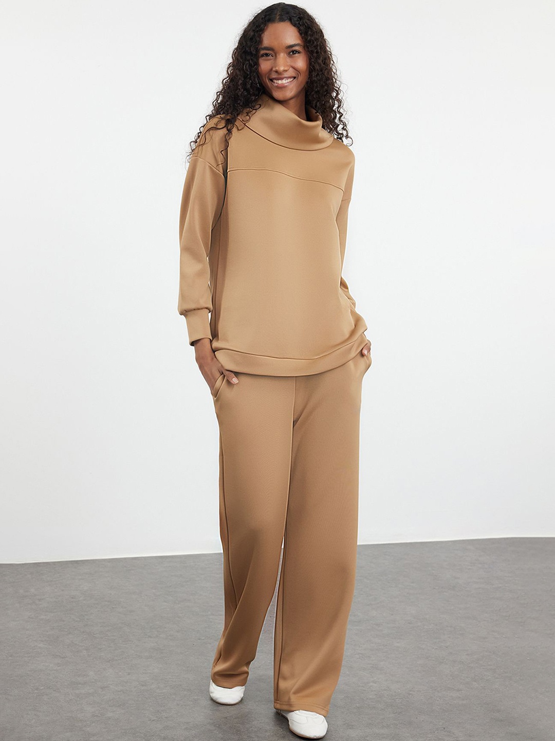 

Trendyol High Neck Top With Trouser, Brown