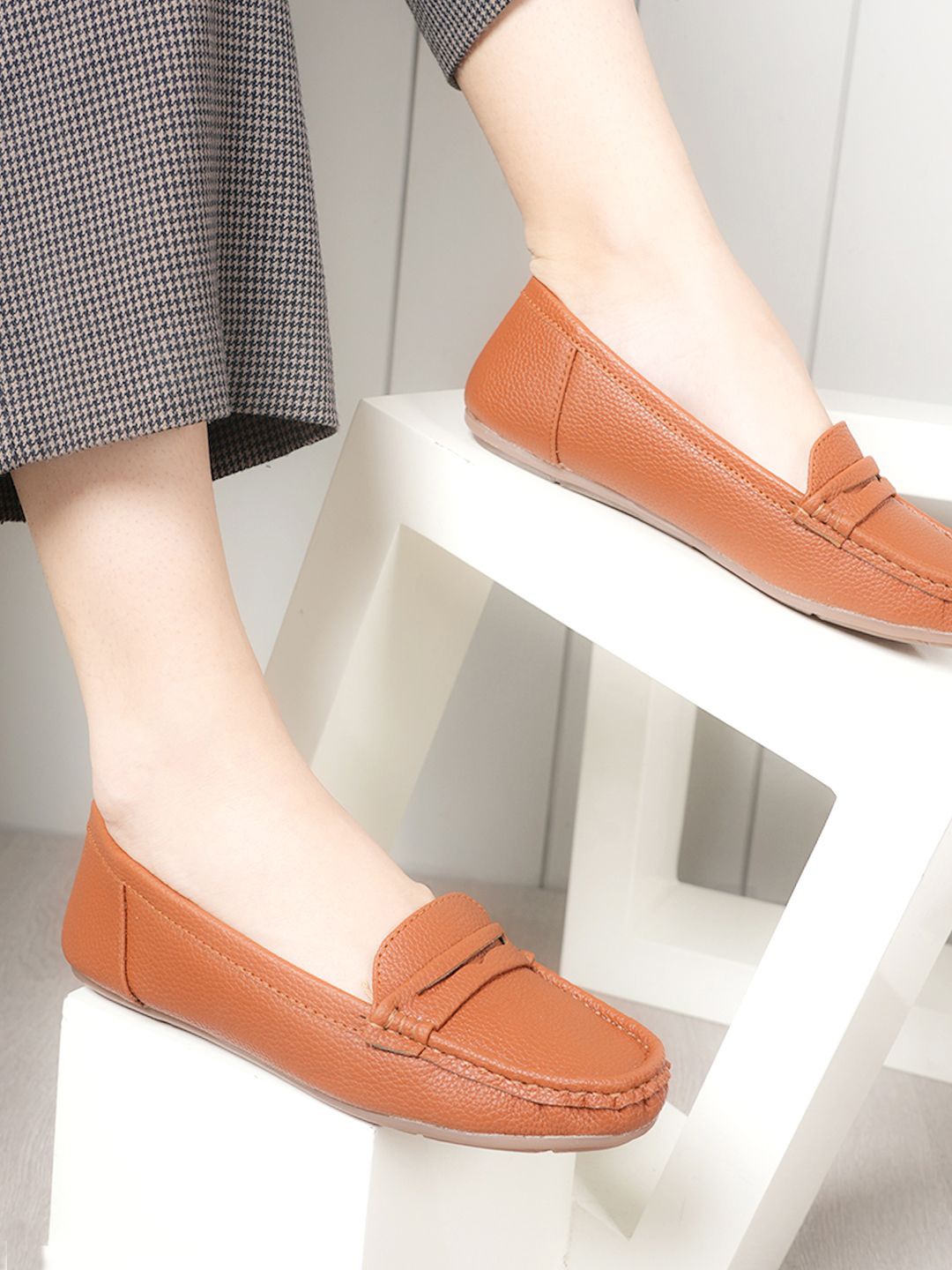 

DressBerry Women Slip-On Solid Loafers, Tan
