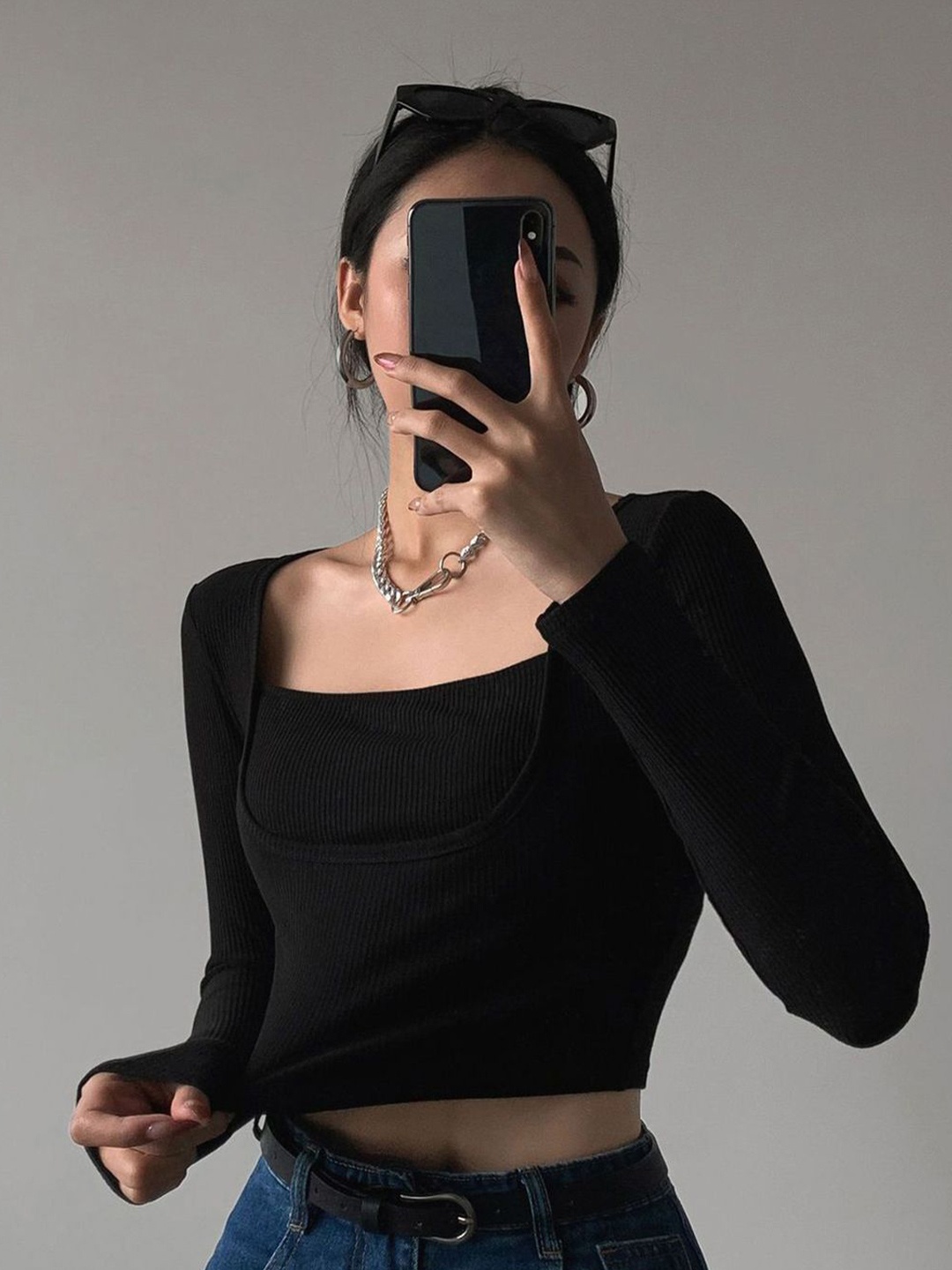 

LULU & SKY Crop Top, Black