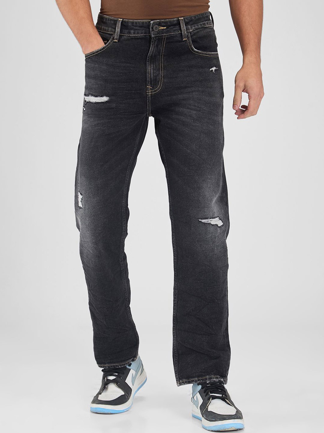 

SPYKAR Men Relaxed Fit Mildly Distressed Light Fade Stretchable Mildly Distressed Jeans, Black