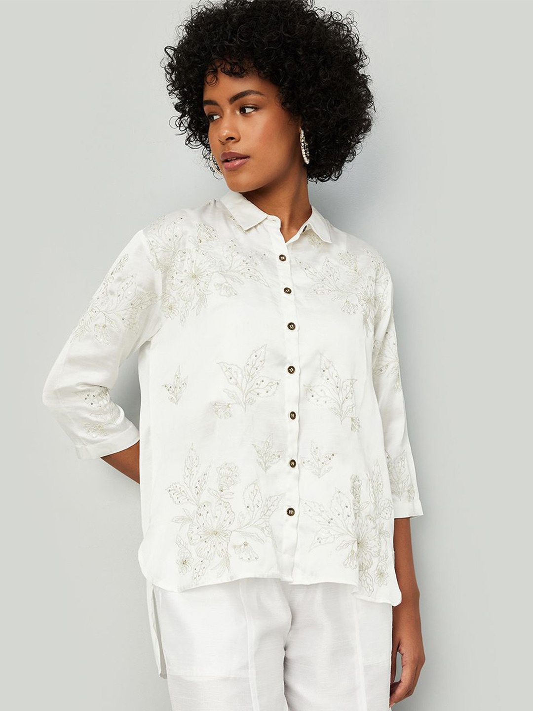 

Max x Kalki Women Embroidered Tunic with Camisole, Off white