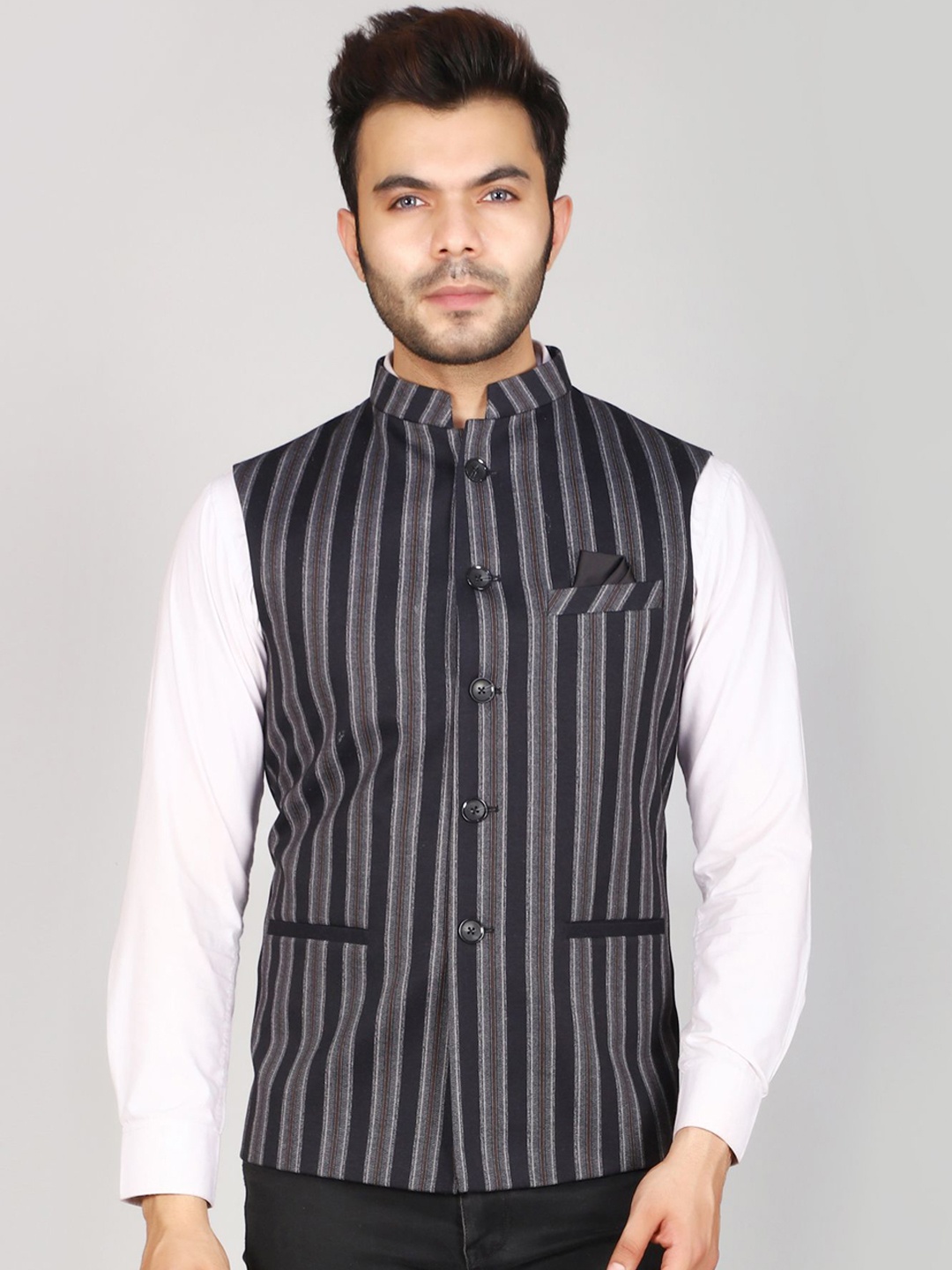 

LA'SCOOT Striped Woven Nehru Jackets, Black