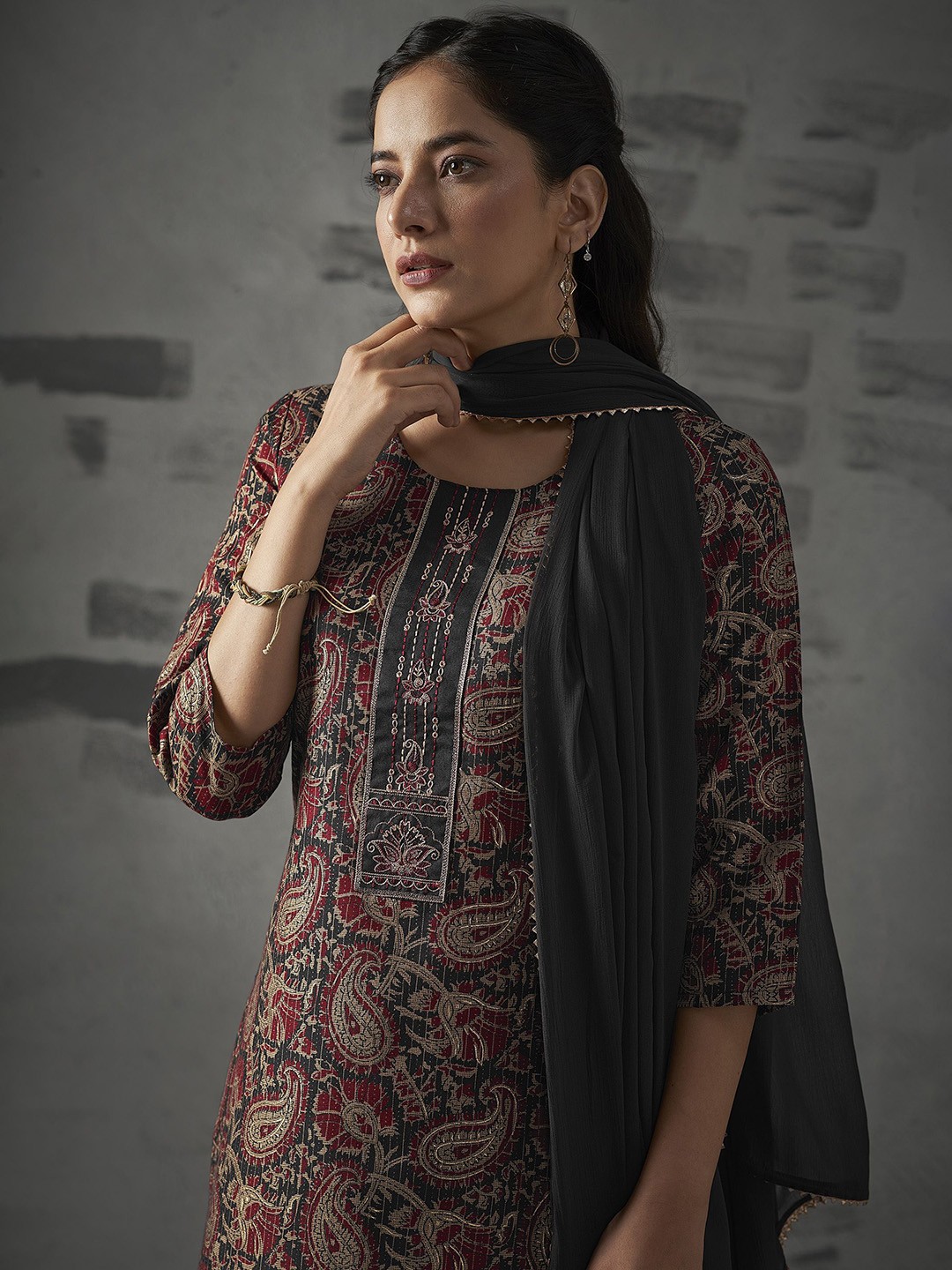 

Anouk Black Paisley Printed Thread Work Straight Kurta with Trousers & Dupatta