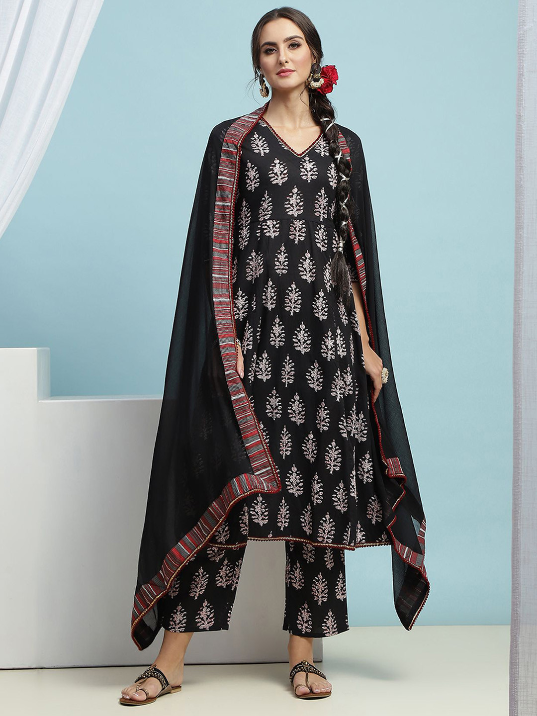 

Khushal K Floral Embroidered V-Neck Pure Cotton Anarkali Kurta With Palazzos & Dupatta, Black
