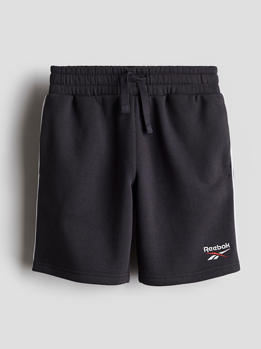 

H&M x Reebok Boys Embroidered Sweatshirt Shorts, Black