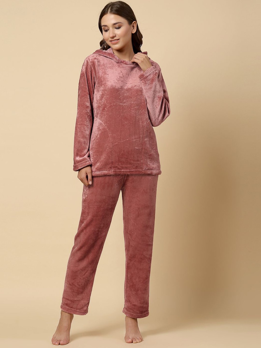 

KLOTTHE Women Wool Solid Hooded Night Suit, Rust