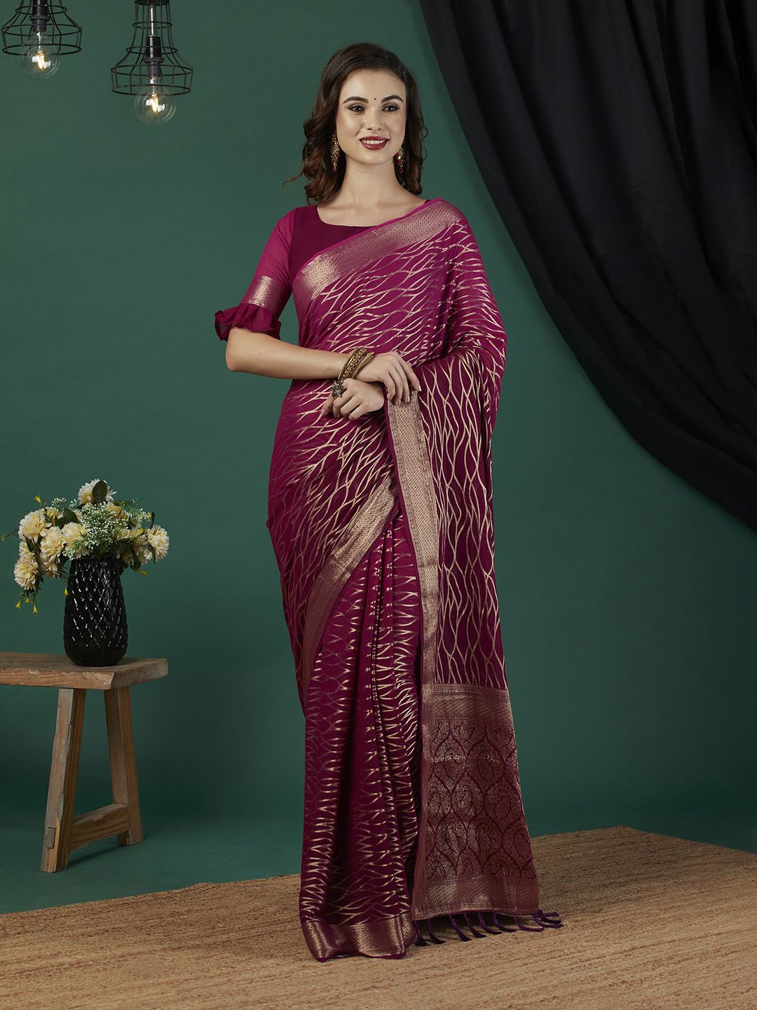 

KAYOMMI Woven Design Zari Pure Georgette Saree, Purple