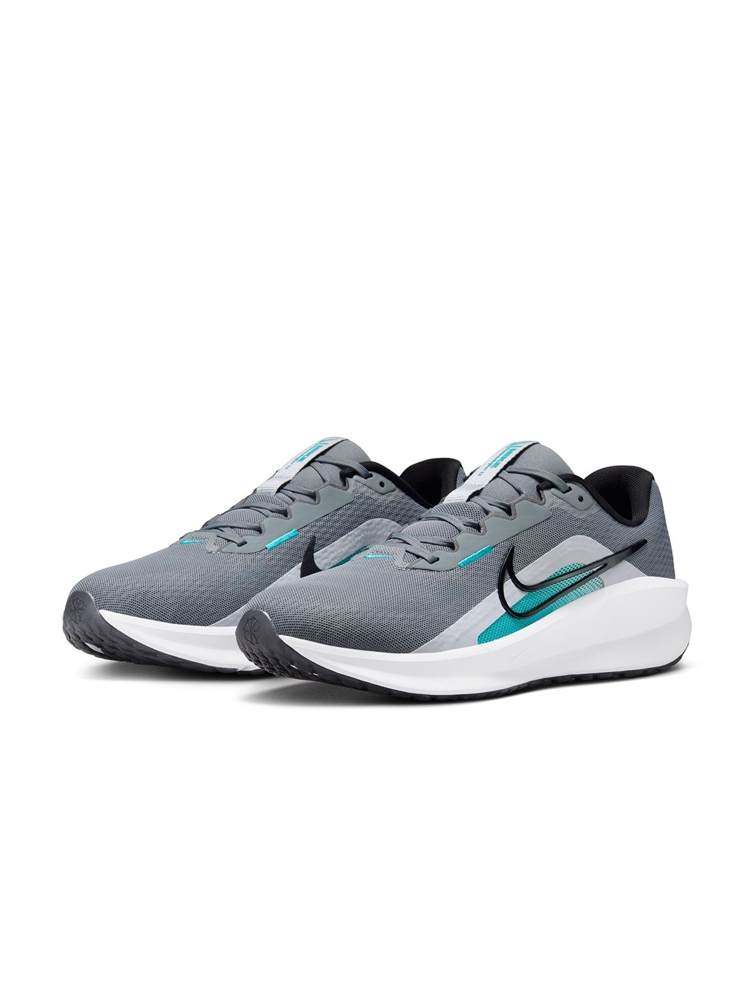 

Nike Downshifter 13 Men's Road Running Shoes, Grey