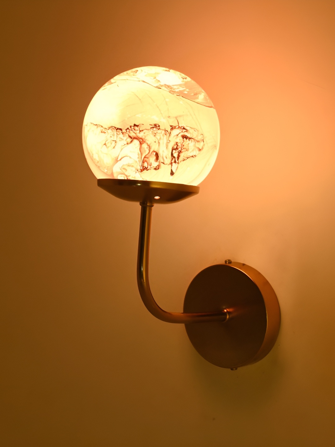 

Afast Brown & White Glass Traditional Spherical Shaped Wall Lamp