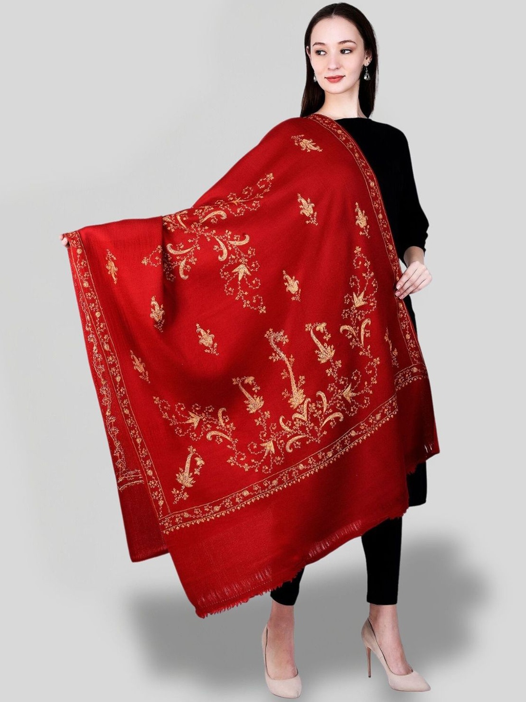 

SWI Stylish Pure Woollen Paisley Embroidered Shawl, Maroon